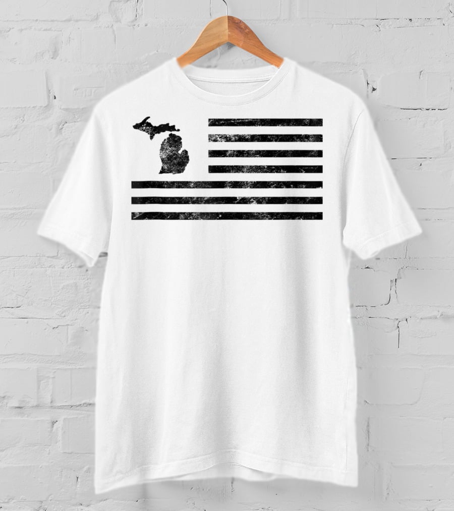 Mens Michigan State Distressed American Flag T-Shirt