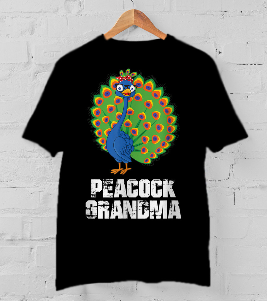 Peacock Grandma Birthday Nana T-Shirt