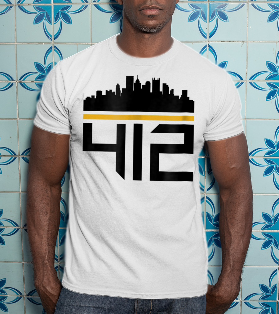 Pittsburgh Skyline 412 Steel City Black And Gold T-Shirt