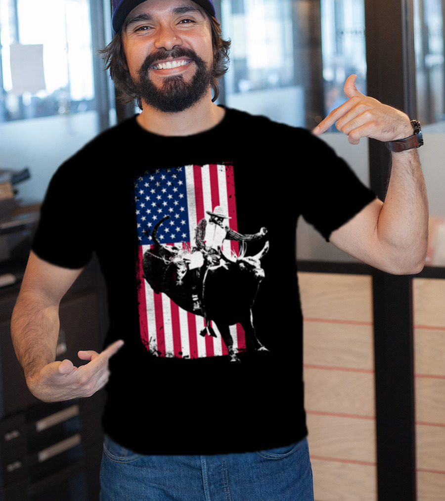 Rodeo Bull Rider American Flag Cowboy Patriot T-Shirt