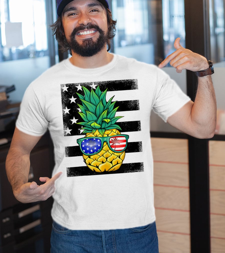 Hawaiian Pineapple With American Flag Sunglasses On Distressed Stars And Stripes Background T-Shirt