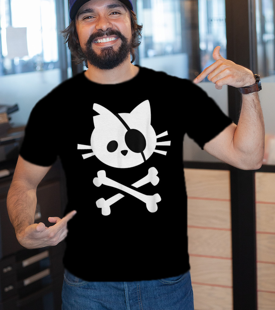 Pirate Cat Skull Crossbones T-Shirt