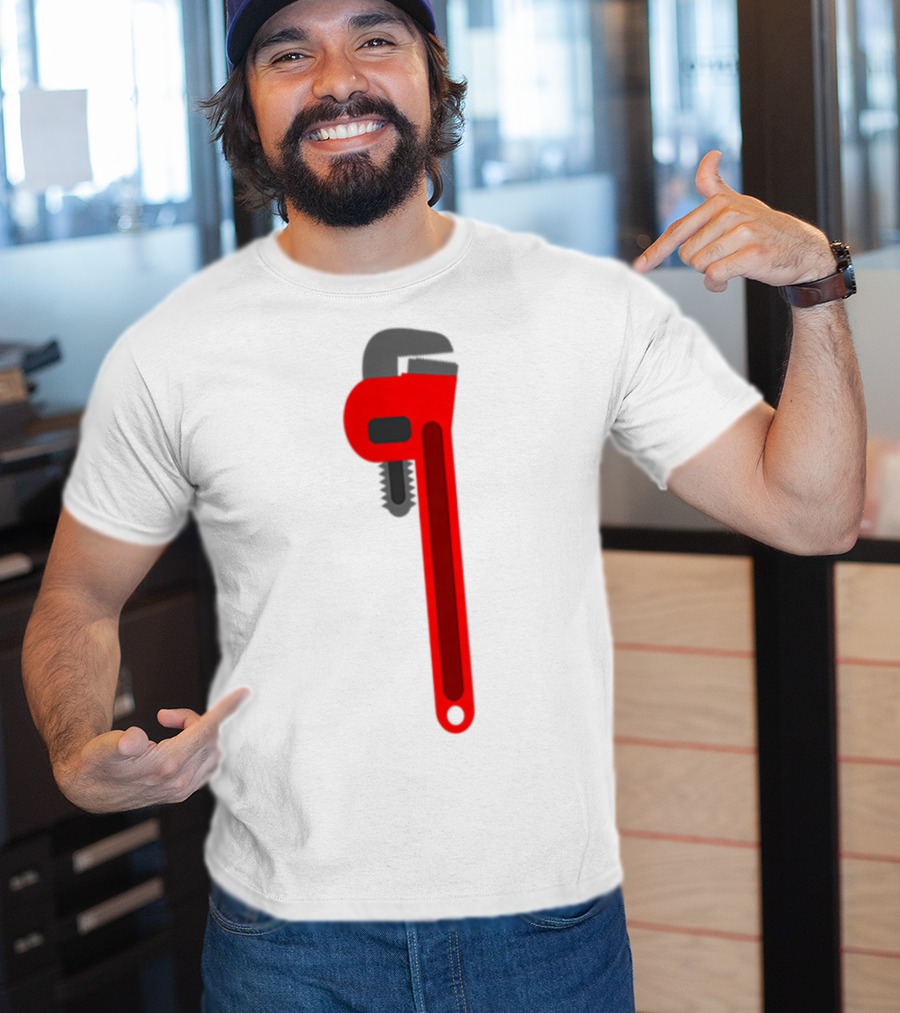 Plumber Tool Pipefitter Pipe Wrench Red T-Shirt