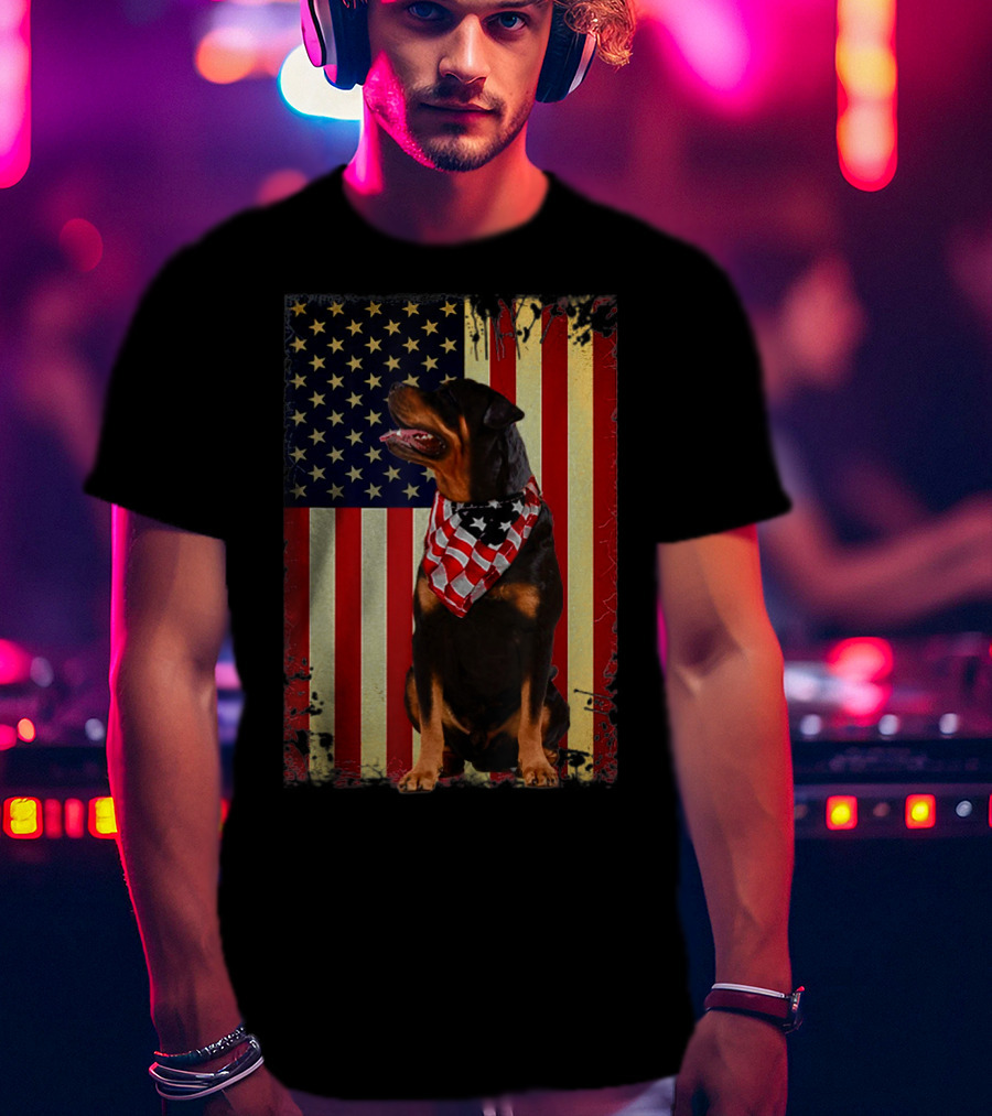 Rottweiler Smile American Flag Patriotic Independence T-Shirt