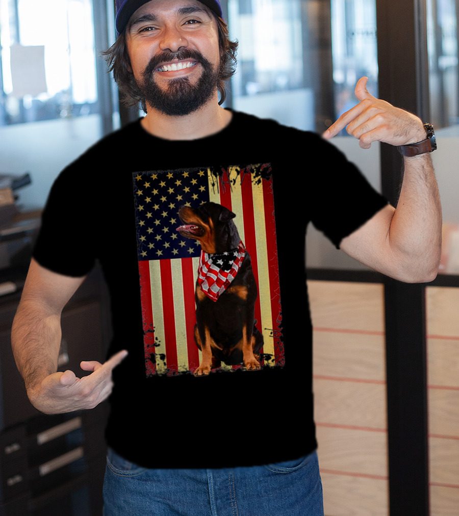 Rottweiler Smile American Flag Patriotic Independence T-Shirt