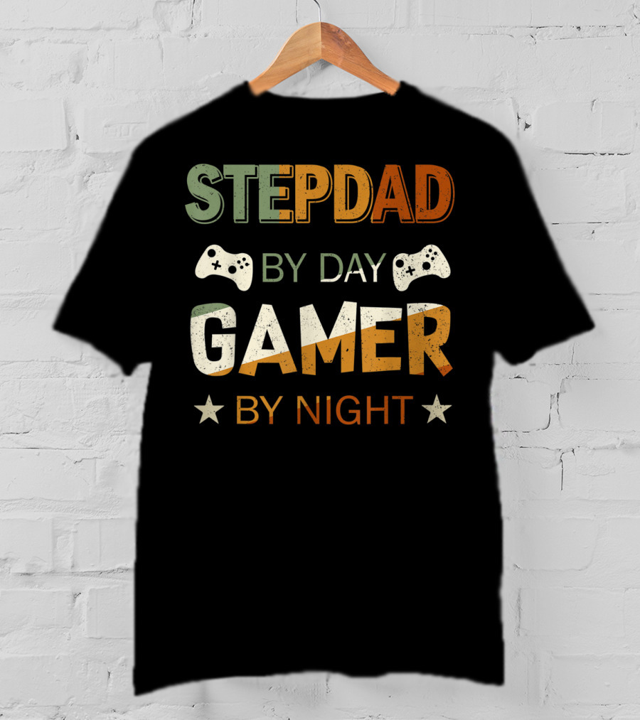 Stepdad By Day Gamer By Night Game Controller Stars T-Shirt