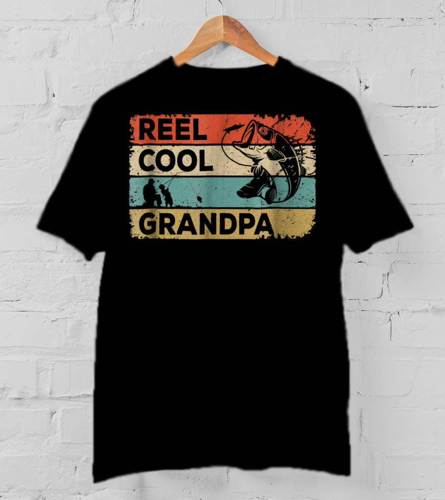 Reel Cool Grandpa Vintage Fishing With Fish And Angler T-Shirt