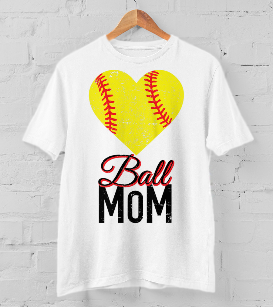 Love Ball Mom Heart Baseball Softball Graph T-Shirt