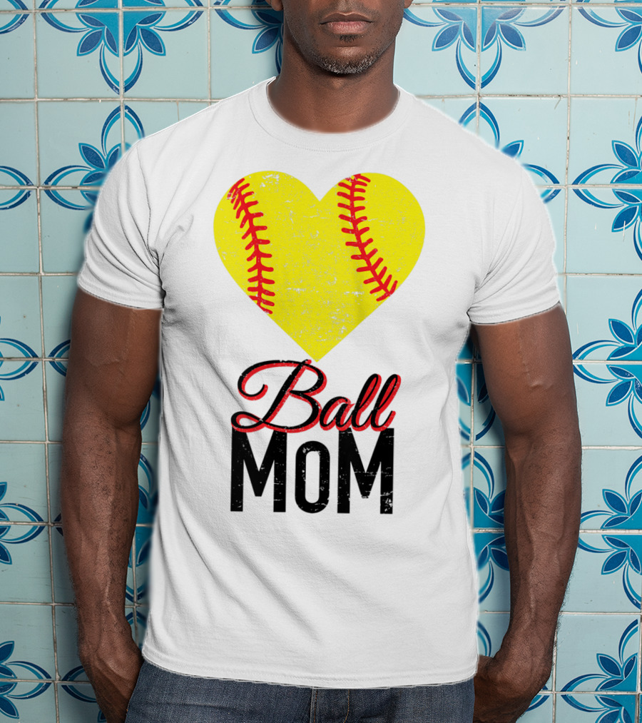 Love Ball Mom Heart Baseball Softball Graph T-Shirt
