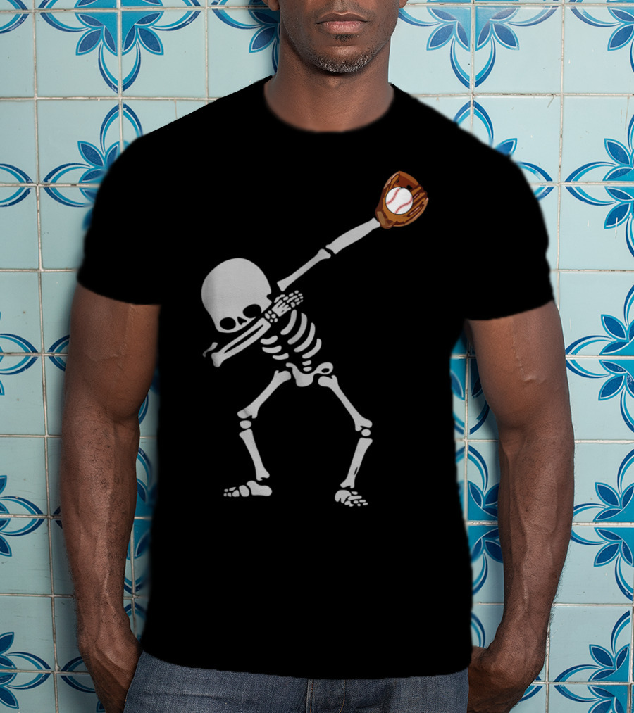 Dabbing Skeleton Catching Baseball Halloween T-Shirt