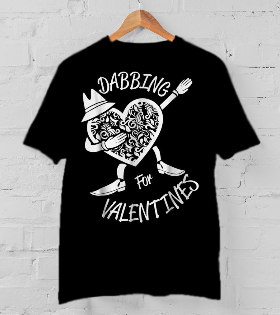 Dabbing For Valentines Heart Day Boyfriend T-Shirt