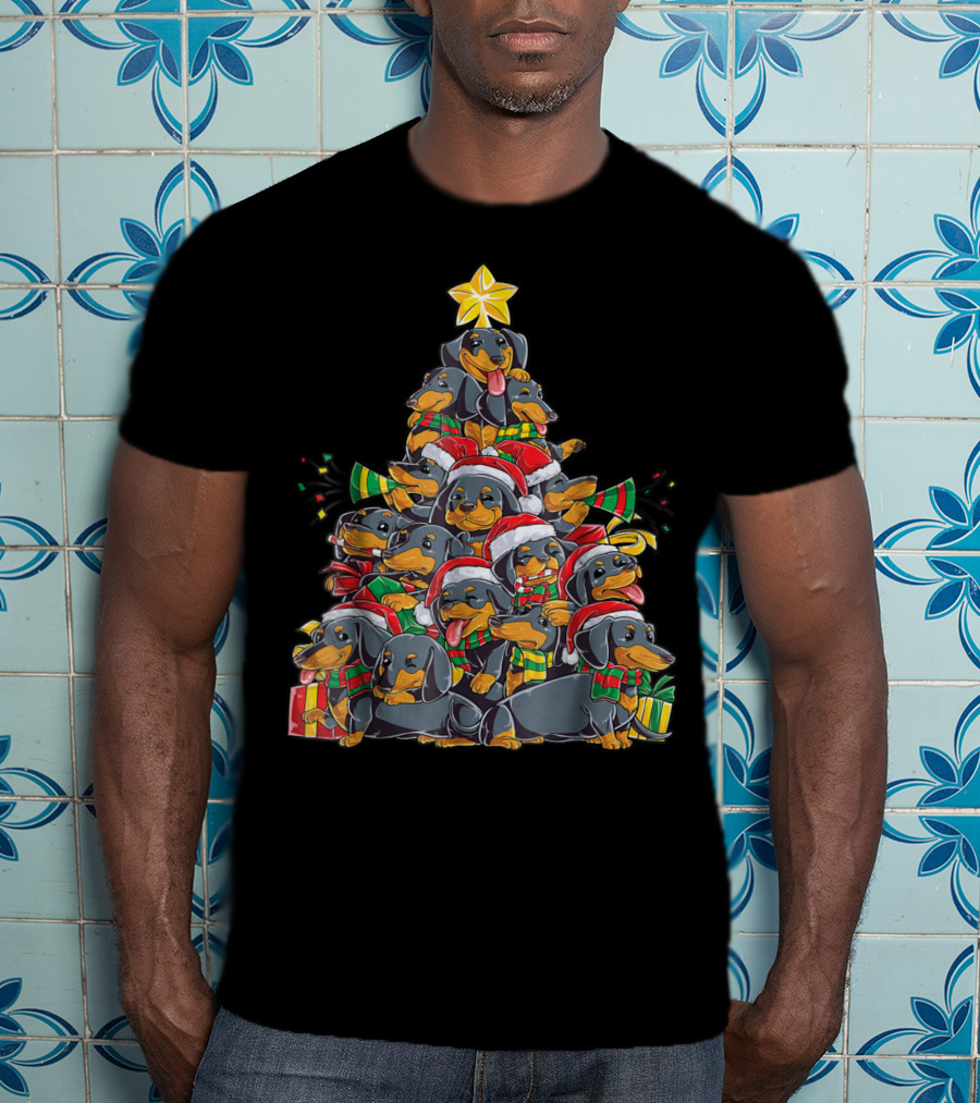 Dachshund Xmas Tree With Santa Hats And Gifts T-Shirt