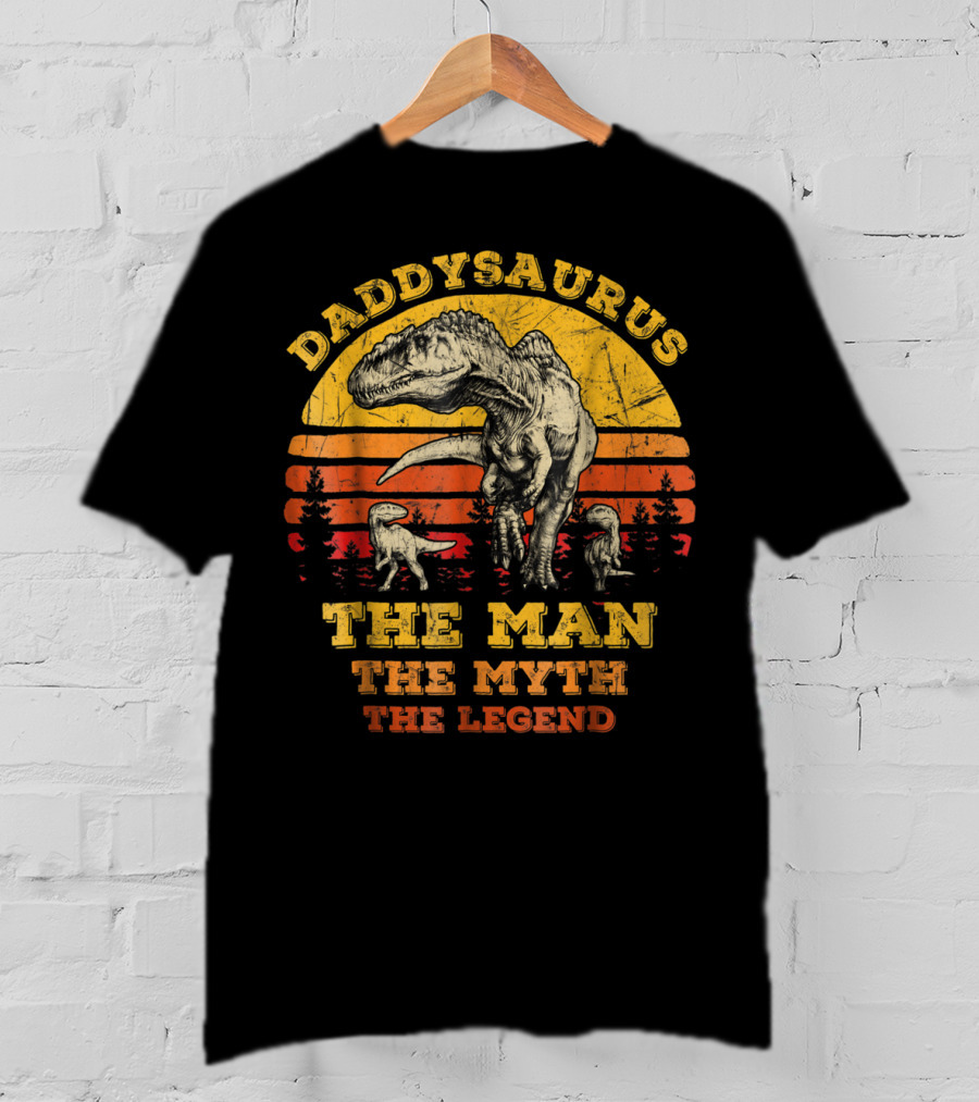 Daddysaurus The Man The Myth The Legend Dinosaur Silhouette Retro Sunset T-Shirt