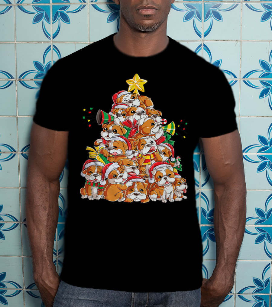 English Bulldog Xmas Tree Boys With Santa Hats And Christmas Cheer T-Shirt