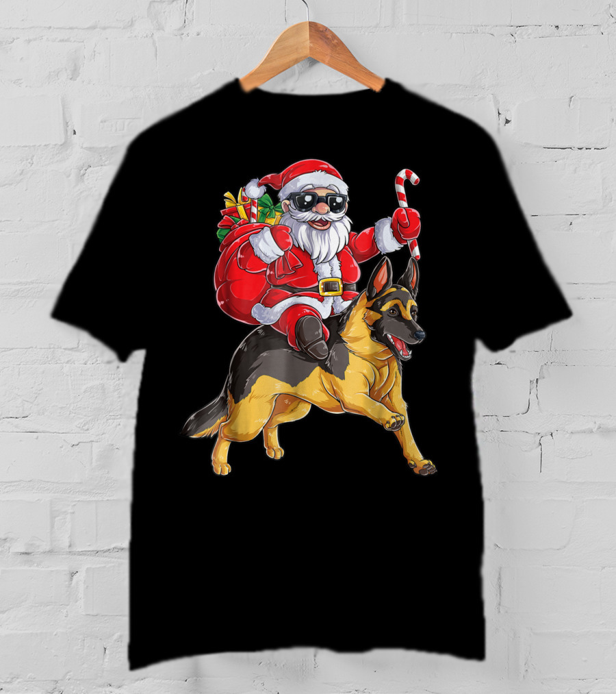 German Shepherd Christmas Santa Claus Riding With Candy Cane Woofmas T8 T-Shirt