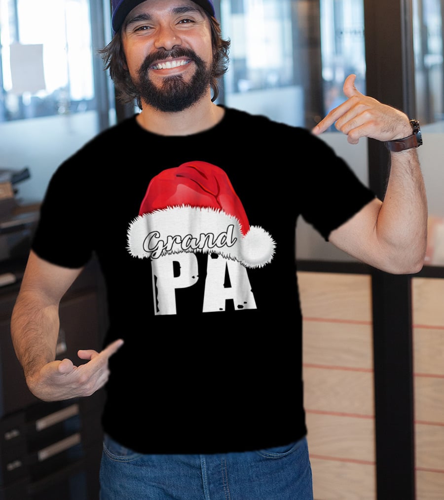 Grandpa Christmas Santa Hat Family Matching T-Shirt
