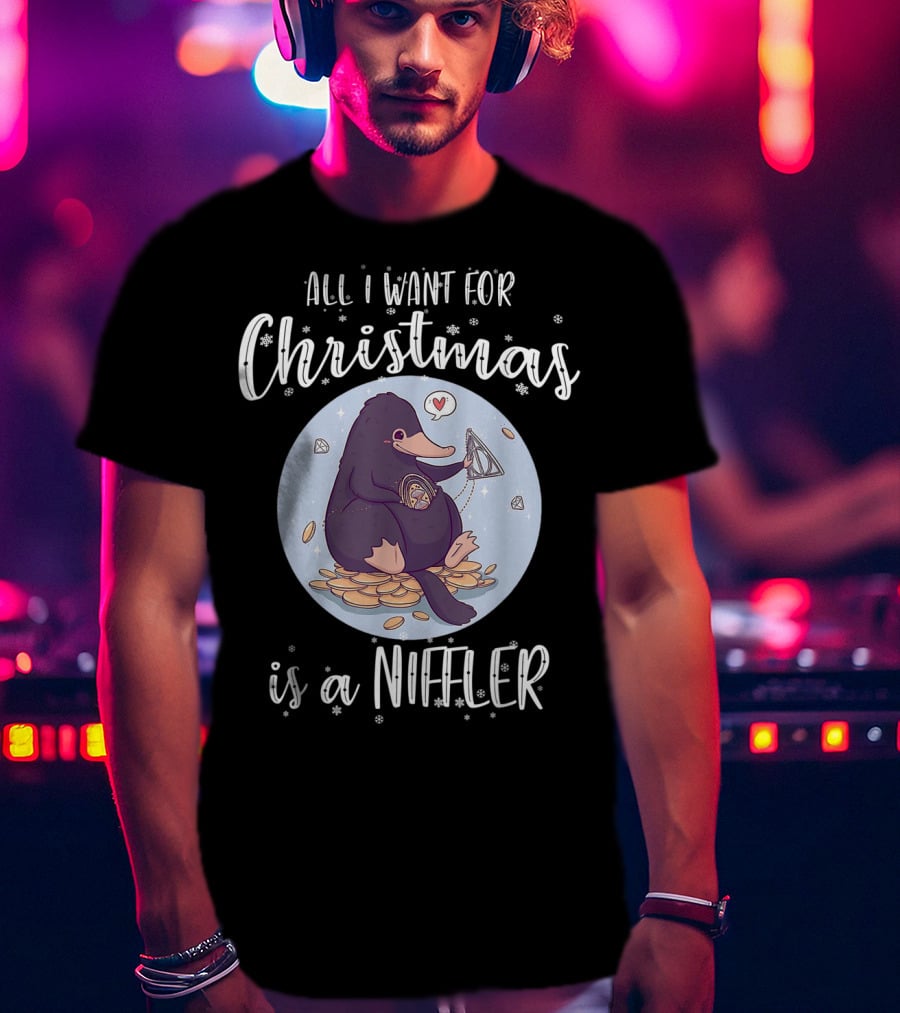 All I Want For Christmas Is A Niffler Snowflakes Coins Jewel Heart Balloon T-Shirt