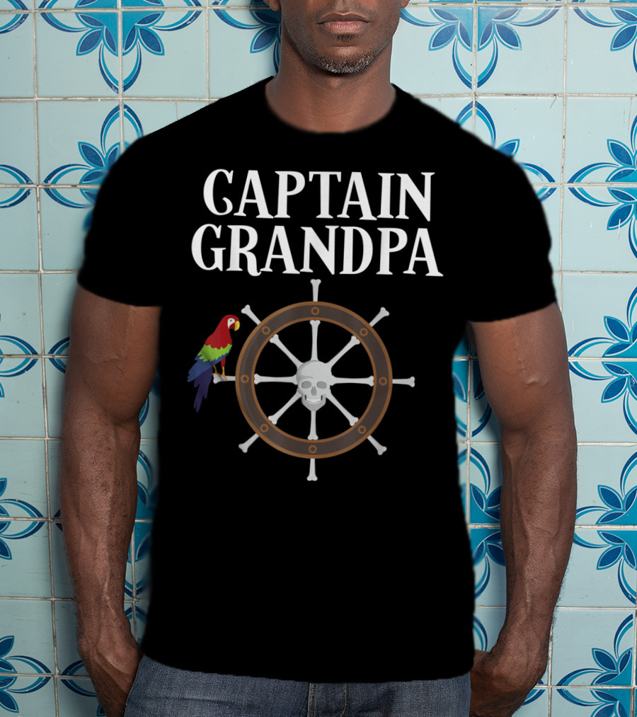Captain Grandpa Parrot Skull Ship Wheel T-Shirt