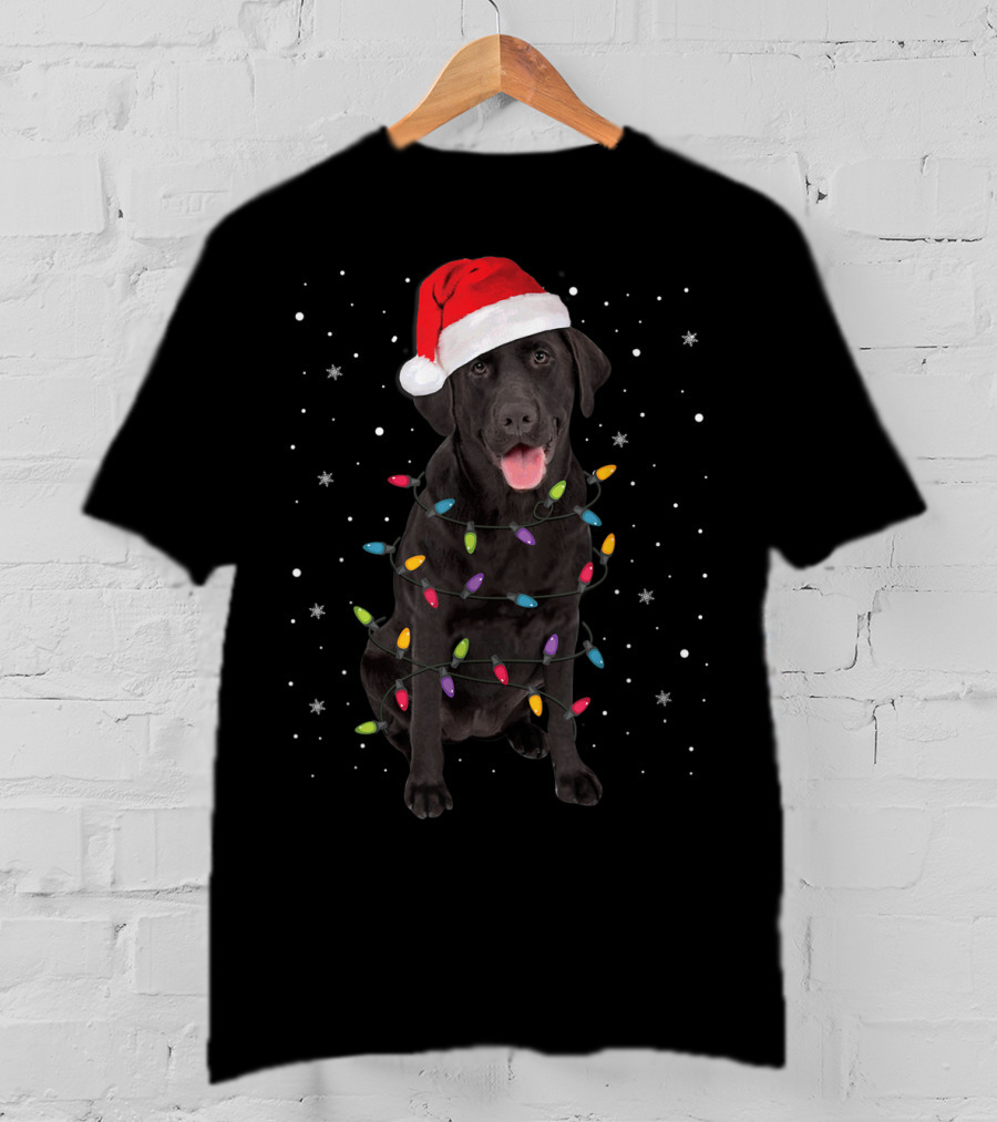 Christmas Black Labrador Retriever With Santa Hat And Holiday Lights T-Shirt