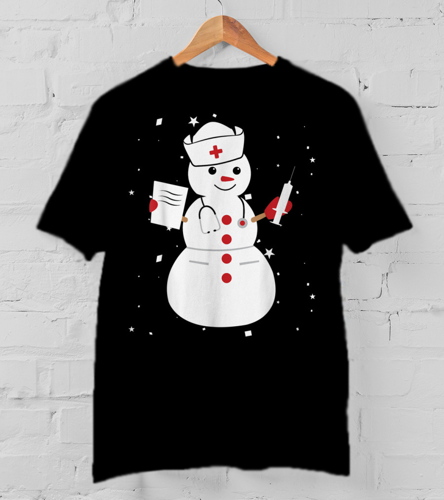 Nurse Snowman Holding Syringe And Clipboard For Cute Christmas Winter T-Shirt