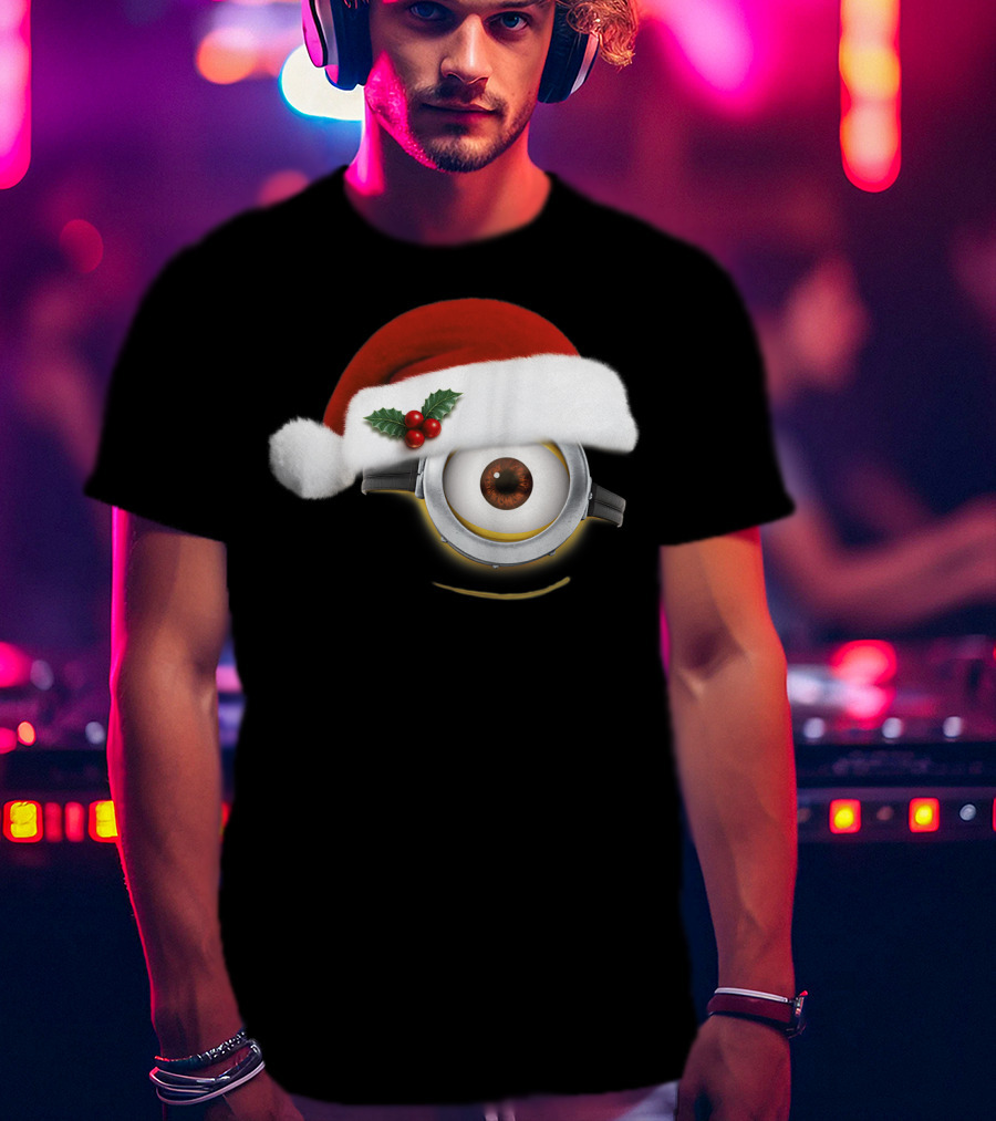 Despicable Me Minions Christmas Santa Hat Holiday T-Shirt