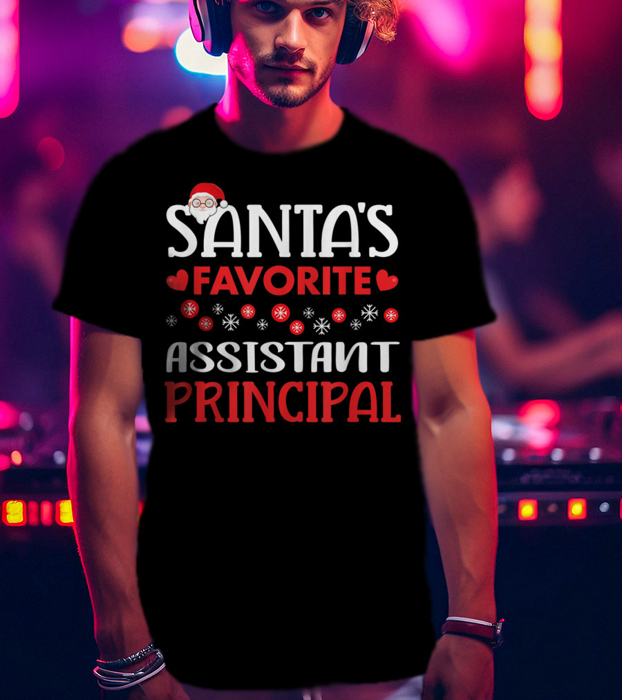 Santa's Favorite Assistant Principal Christmas Snowflake Hearts T-Shirt