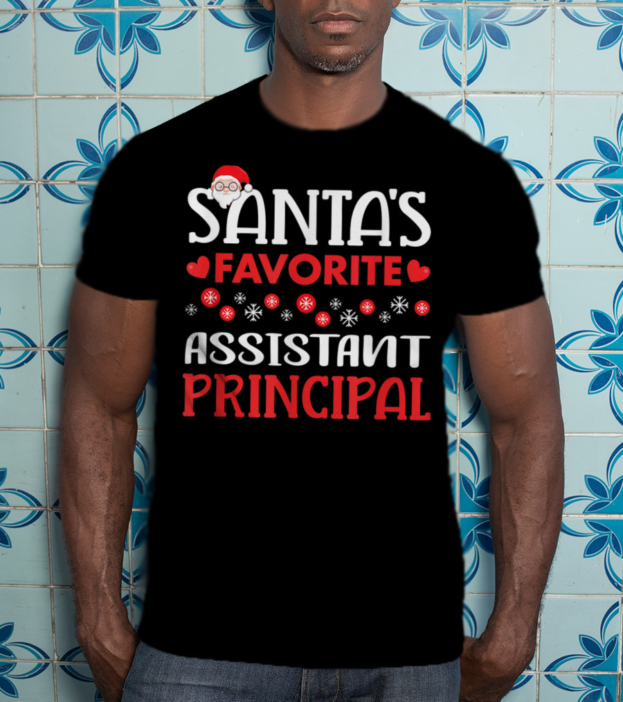 Santa's Favorite Assistant Principal Christmas Snowflake Hearts T-Shirt