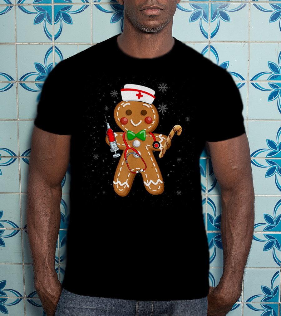 Gingerbread Nurse With Syringe And Stethoscope Christmas Holiday Fun T-Shirt