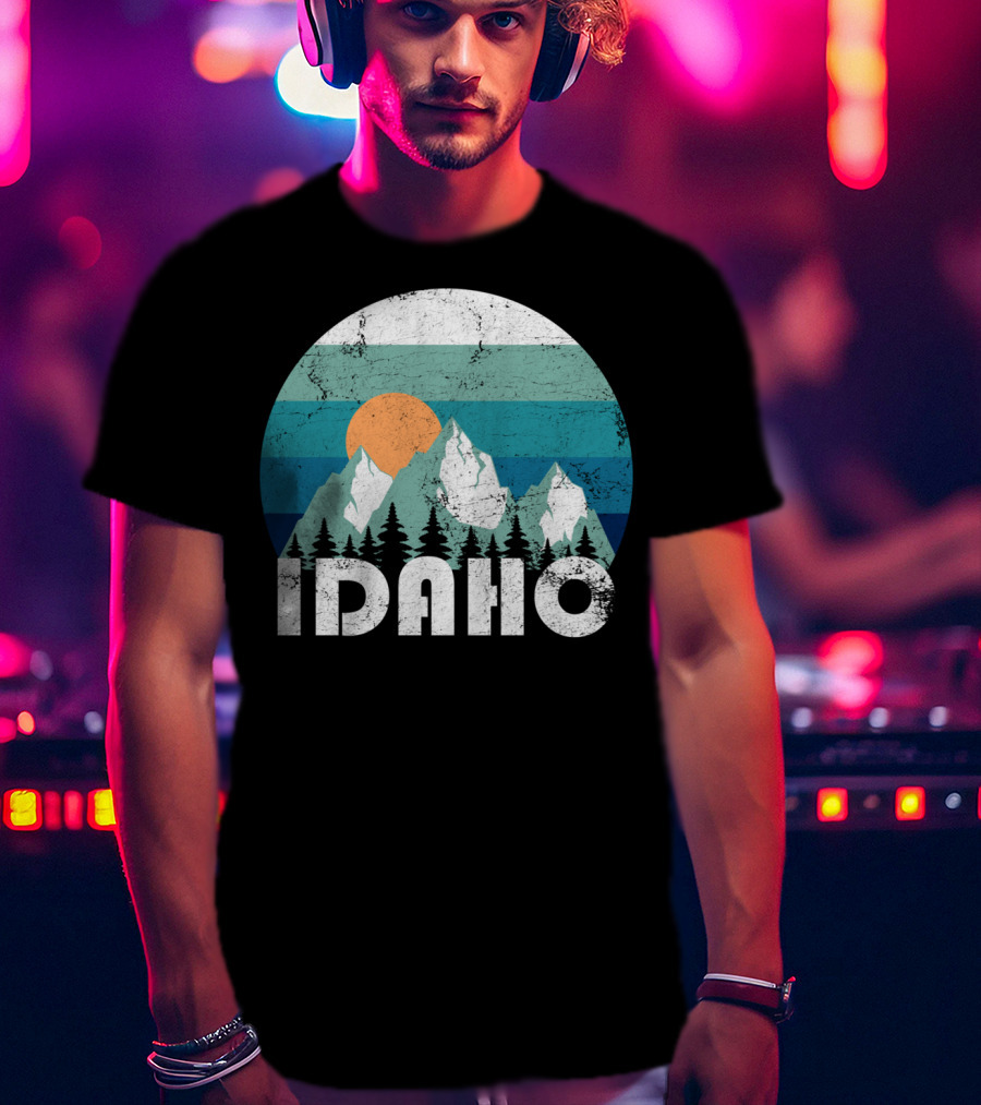 Idaho Mountains Retro Sunset Forest Scenic T-Shirt