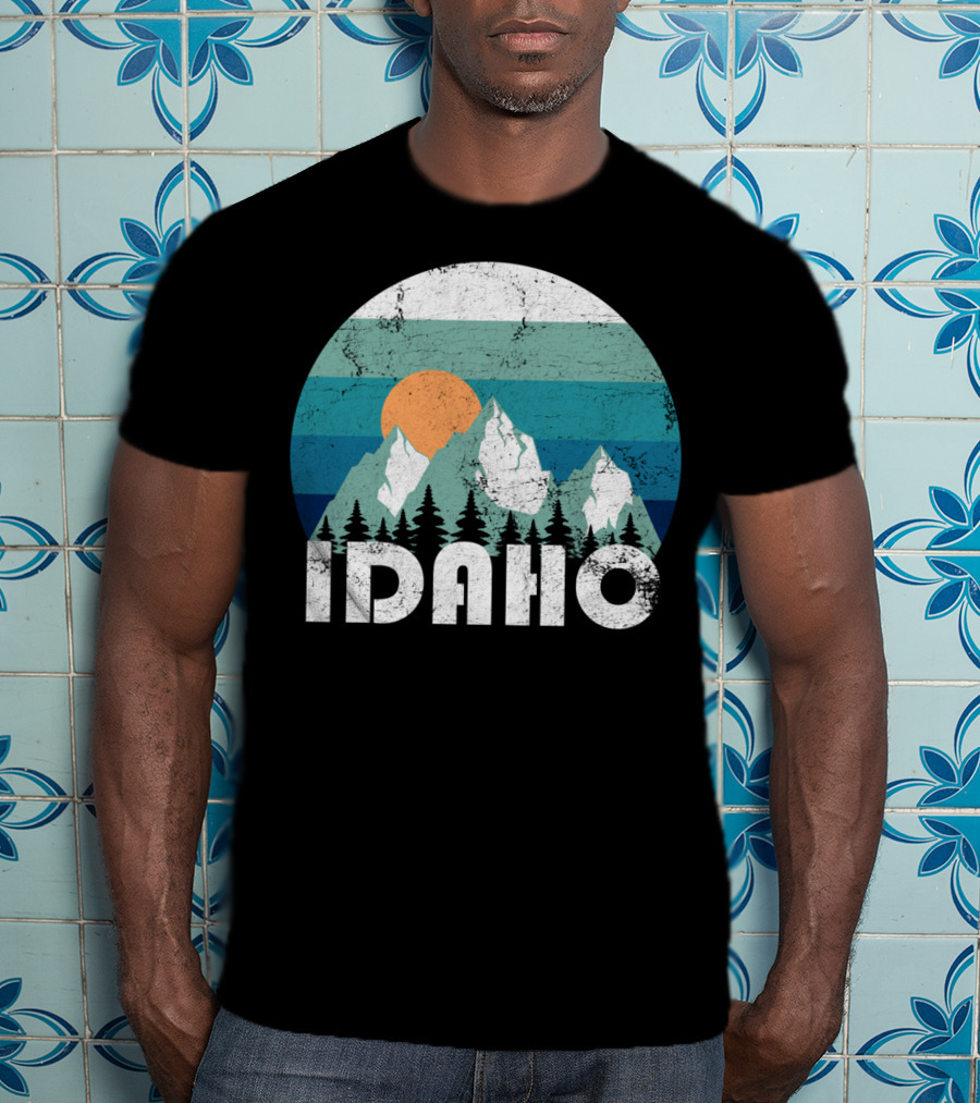 Idaho Mountains Retro Sunset Forest Scenic T-Shirt
