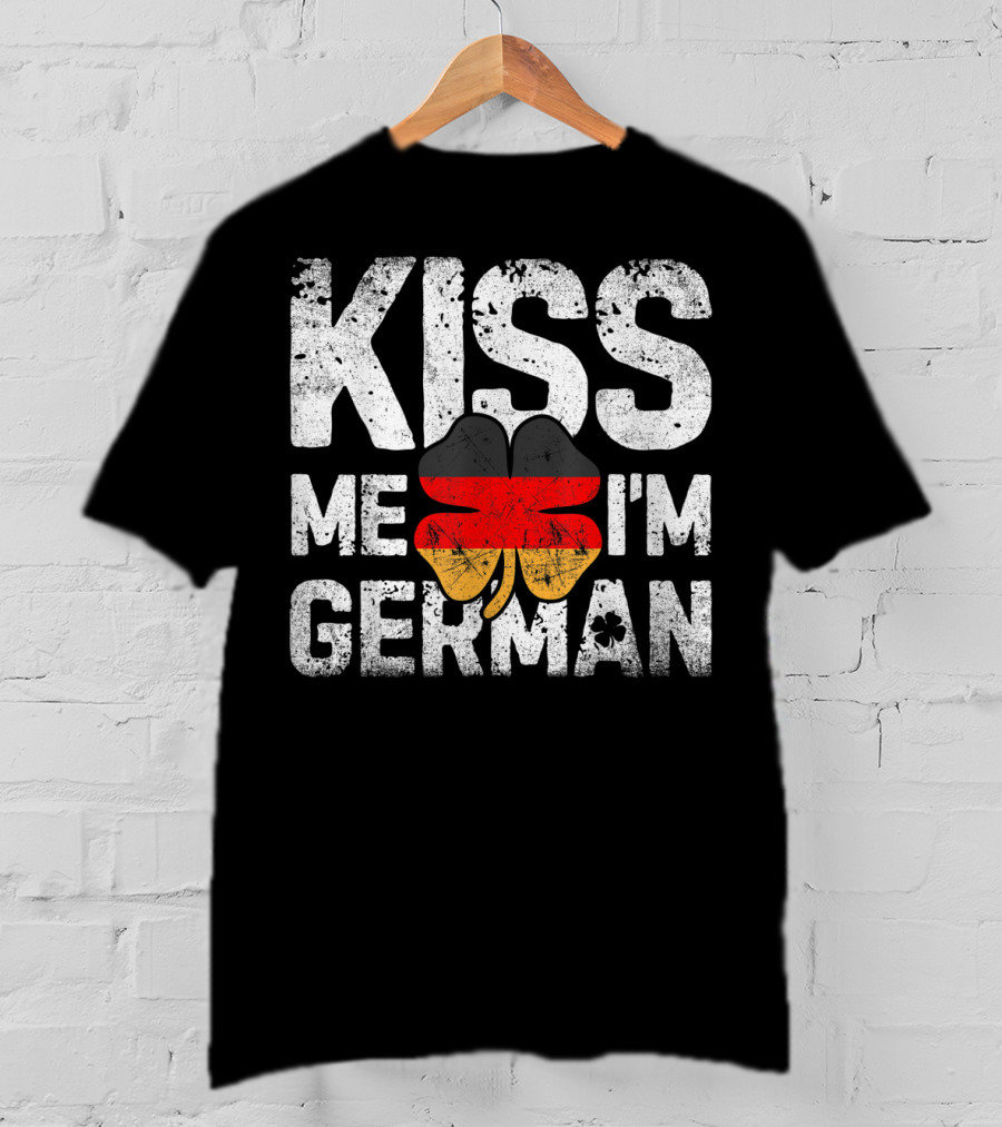 Kiss Me I'm German St Patricks Day Clover Flag T-Shirt