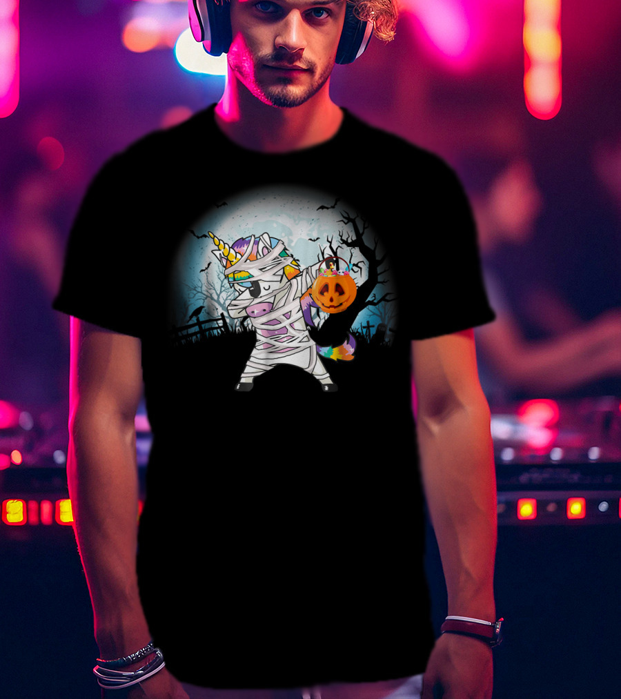 Halloween Mummy Unicorn Dabbing With Pumpkin Basket T-Shirt