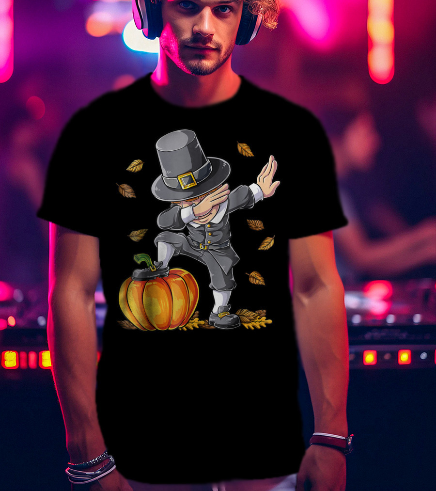 Thanksgiving Pilgrim Dabbing Kid With Pumpkin And Autumn Leaves T-Shirt