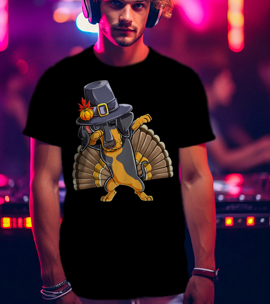 Thanksgiving Dabbing Dachshund Pilgrim Hat Turkey Tail T-Shirt
