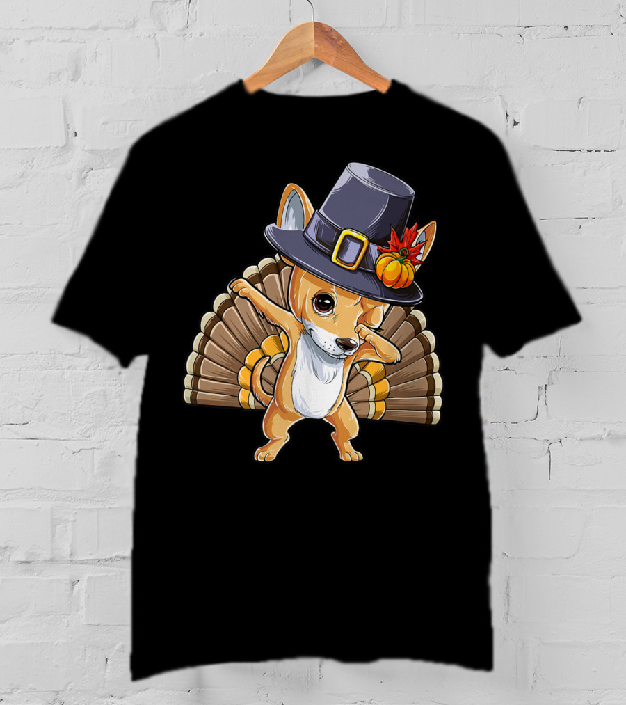 Thanksgiving Dabbing Chihuahua Pilgrim Hat Turkey Feathers T-Shirt