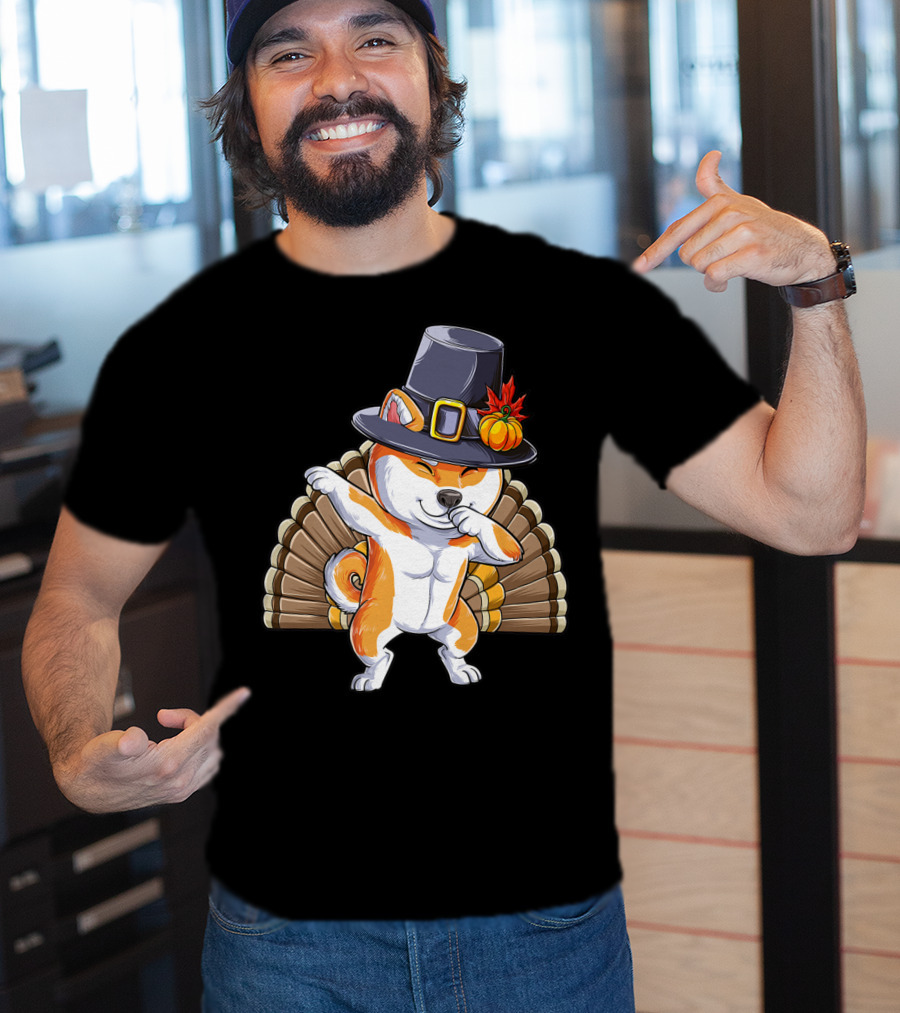 Thanksgiving Dabbing Shiba Inu Pilgrim Hat Turkey Background T-Shirt