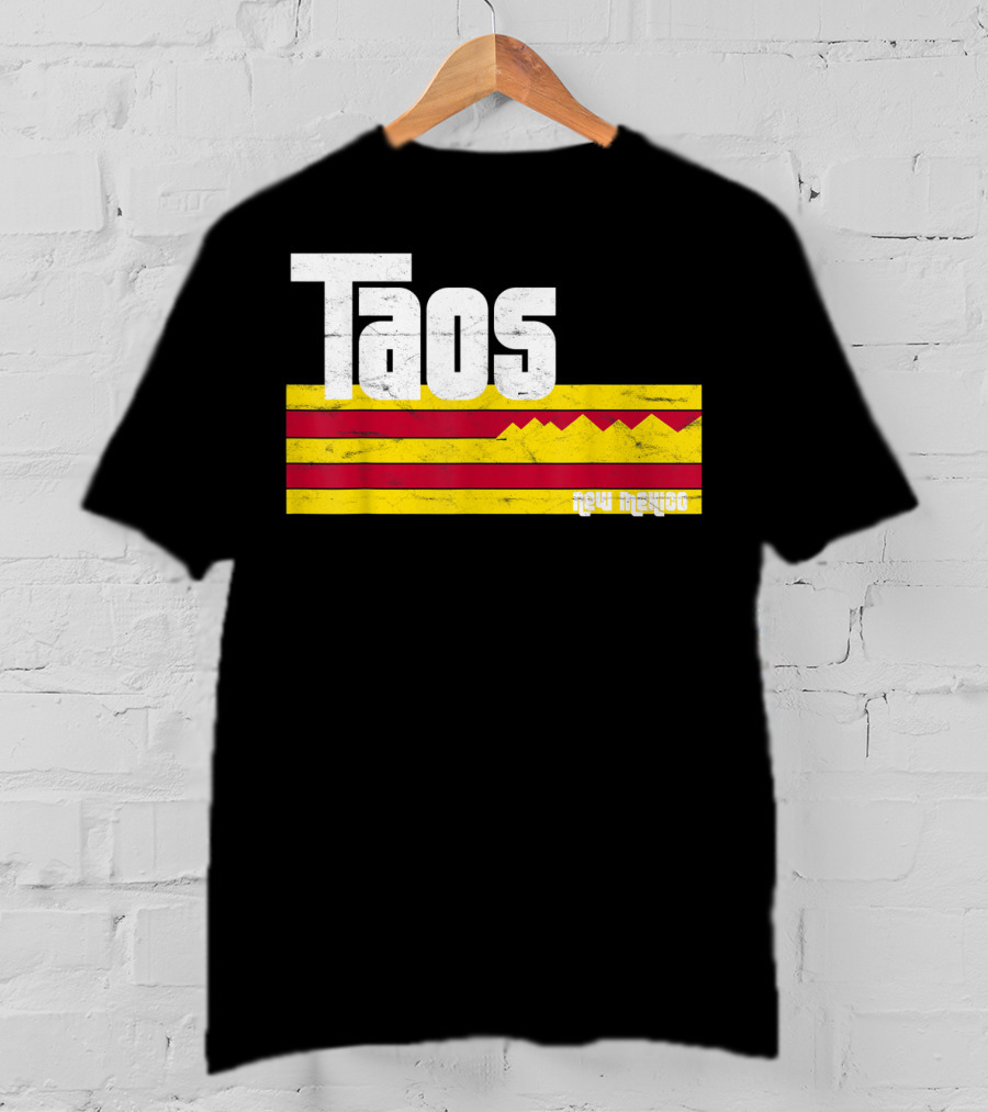 Taos New Mexico Vintage Mountain Stripes Skiing Hiking T-Shirt