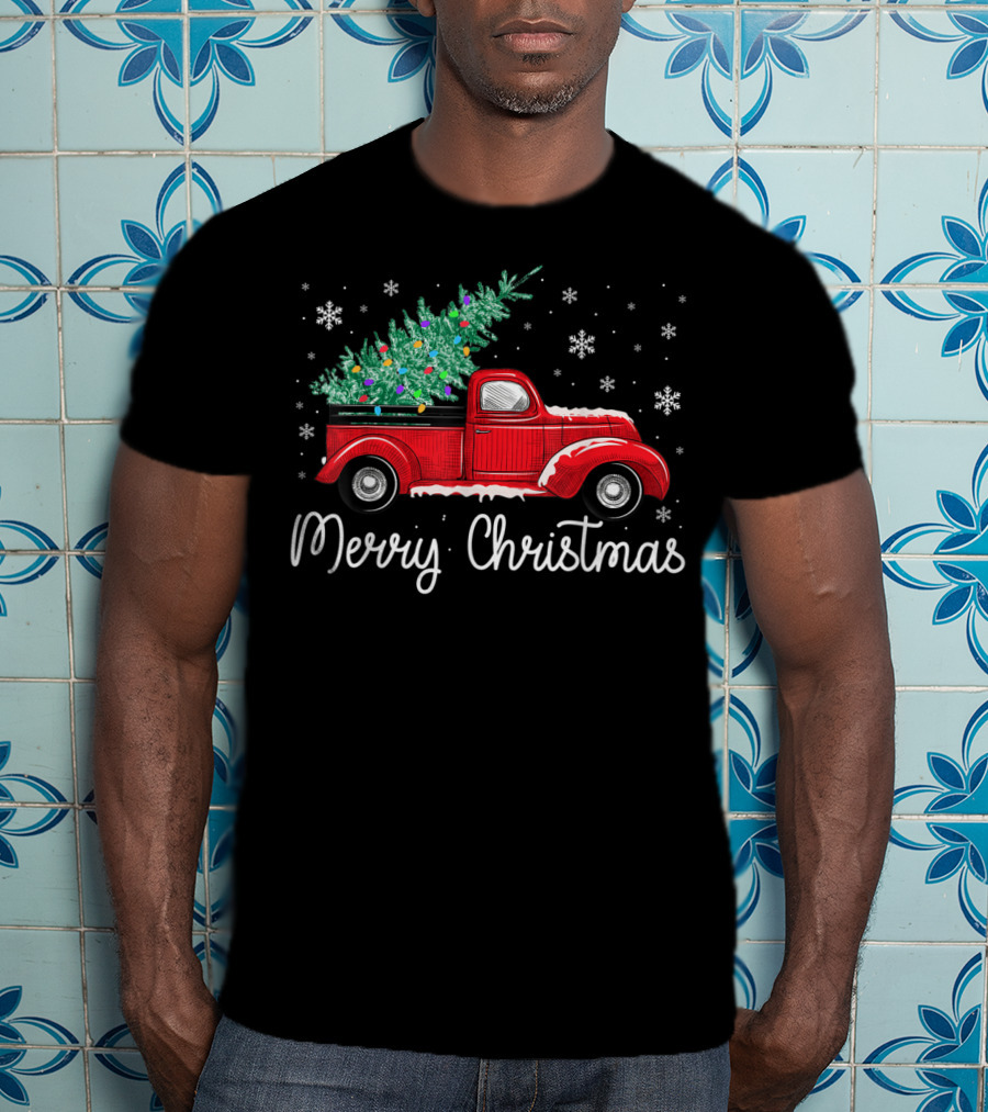 Vintage Red Truck With Christmas Tree And Merry Christmas Snowflakes T-Shirt