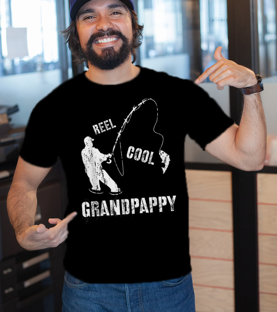 Reel Cool Grandpappy Fishing Fisherman Vintage T-Shirt