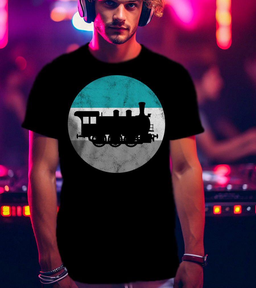 Vintage Steam Train Silhouette In Retro Circle T-Shirt