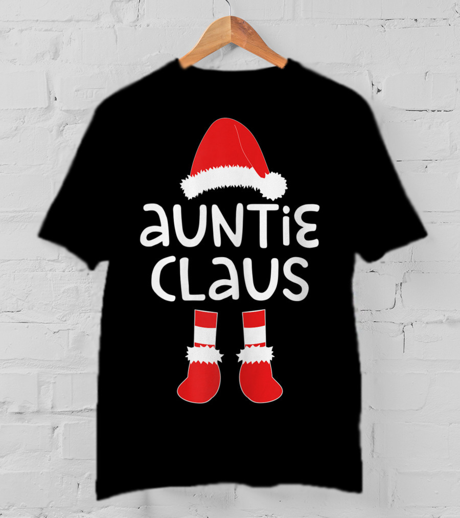 Santa Hat And Boots Auntie Claus Christmas T-Shirt