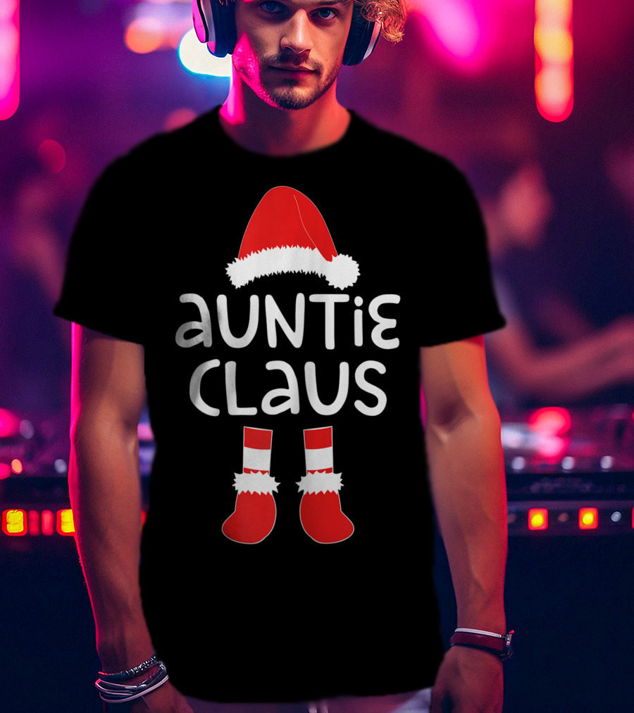 Santa Hat And Boots Auntie Claus Christmas T-Shirt