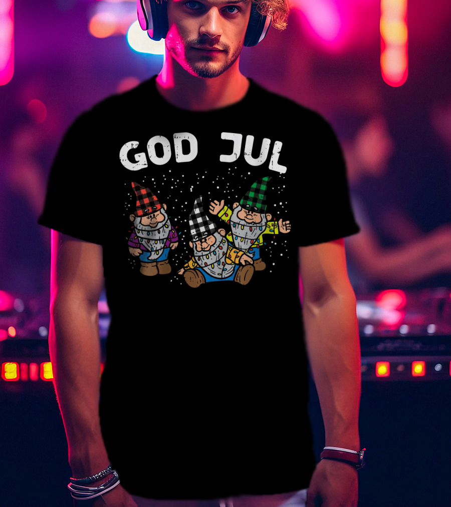 God Jul Buffalo Plaid Nordic Gnomes T-Shirt