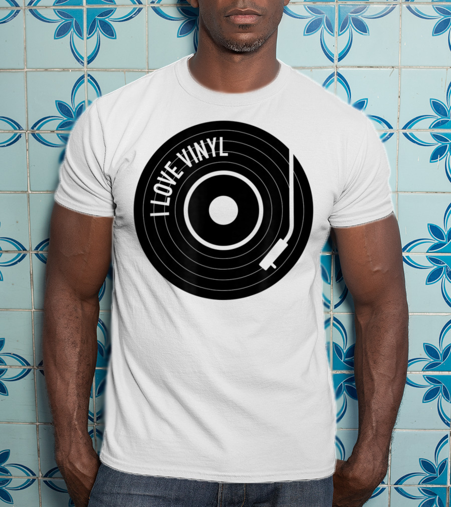 I Love Vinyl Record Player Vintage Music Enthusiast T-Shirt