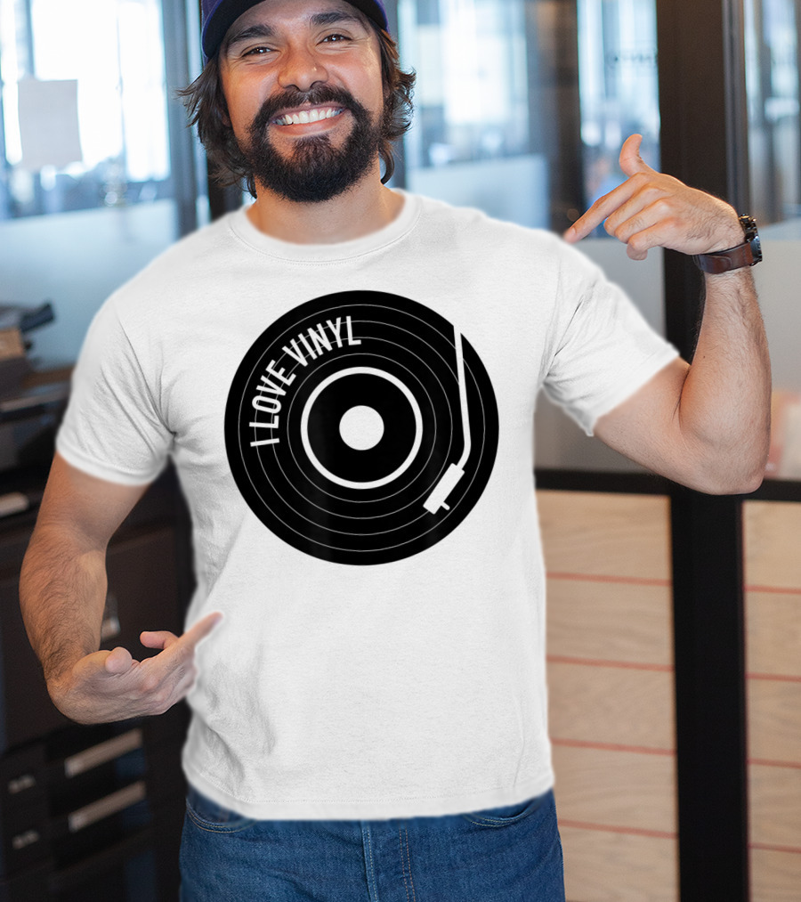 I Love Vinyl Record Player Vintage Music Enthusiast T-Shirt