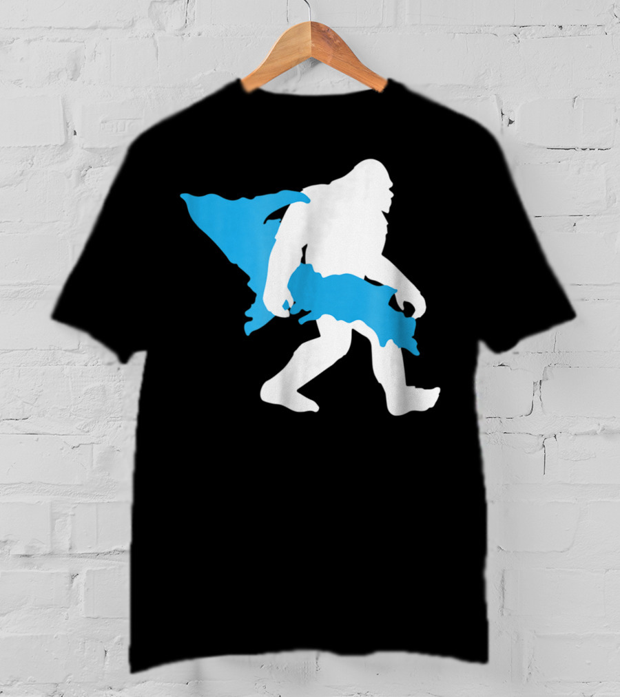 Bigfoot Upper Peninsula Funny Sasquatch UP Michigan Map T-Shirt