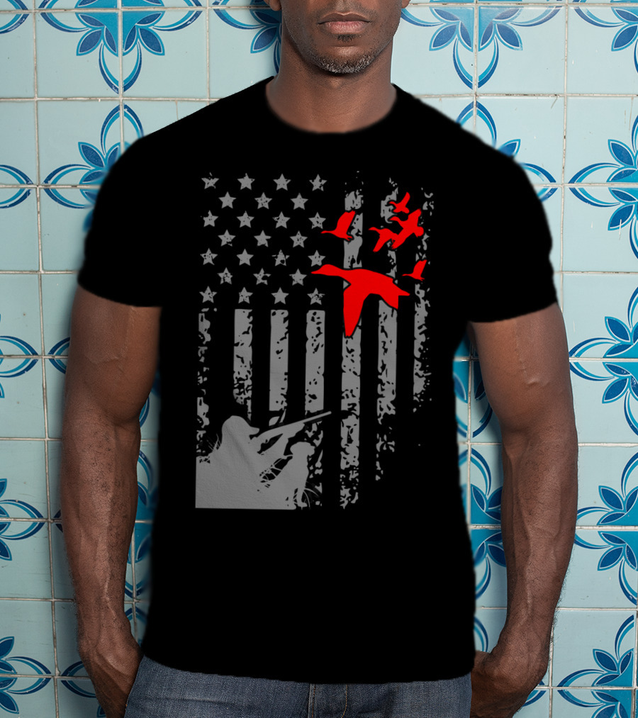 American Flag Waterfowl Hunting With Patriotic Duck T-Shirt