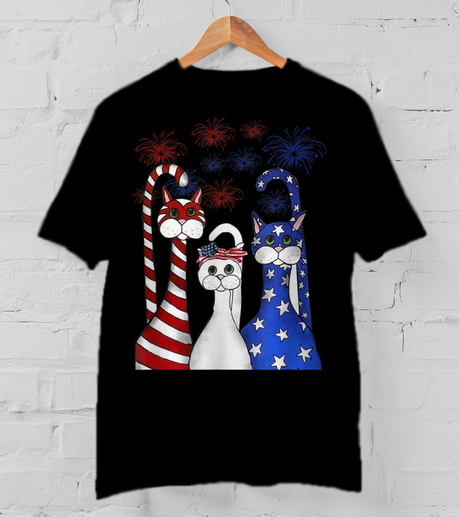 Cat Red White Blue American Flag Patriotic Fireworks T-Shirt