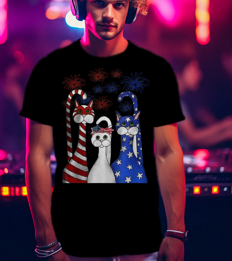 Cat Red White Blue American Flag Patriotic Fireworks T-Shirt
