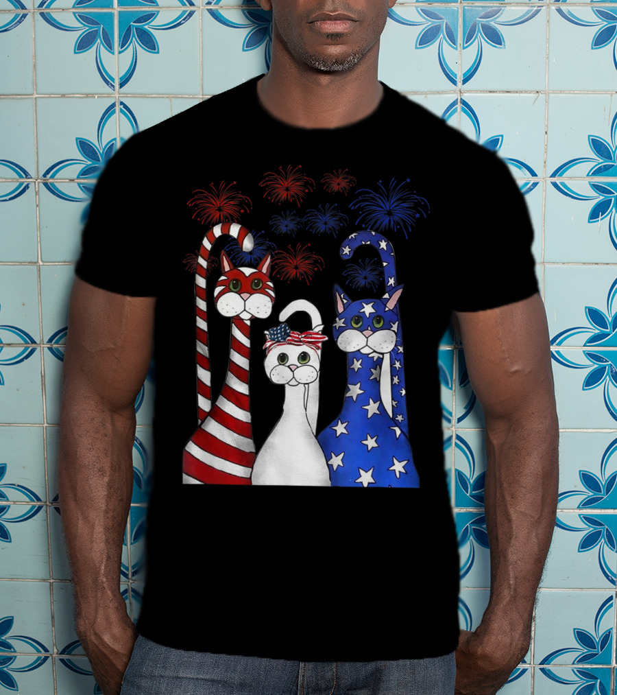Cat Red White Blue American Flag Patriotic Fireworks T-Shirt